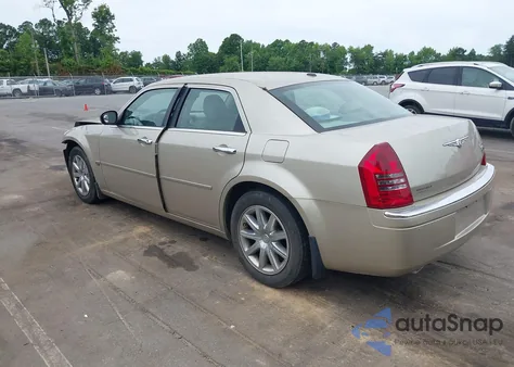 2007 Chrysler 300C z USA, uszkodzony, nr VIN 2C3LA63HX7H640189